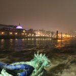 2016-12-10_22-elbe-lichterfahrt_800x533